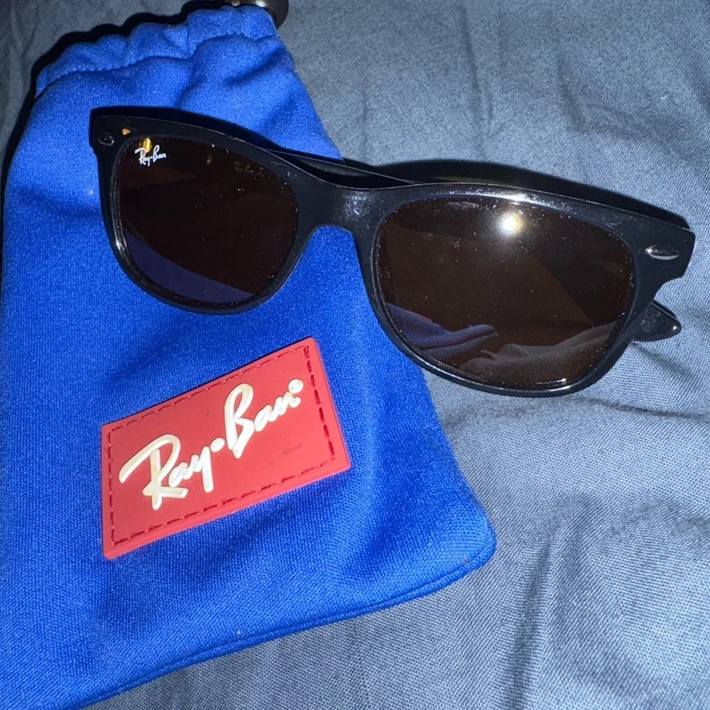 Ray-Ban Classic Black Sunglasses